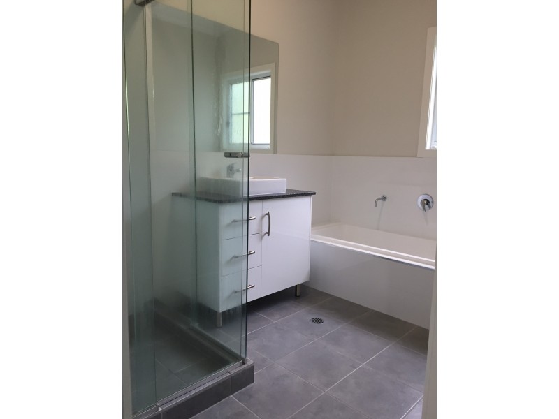 10/13 Border Drive, Cannonvale QLD 4802