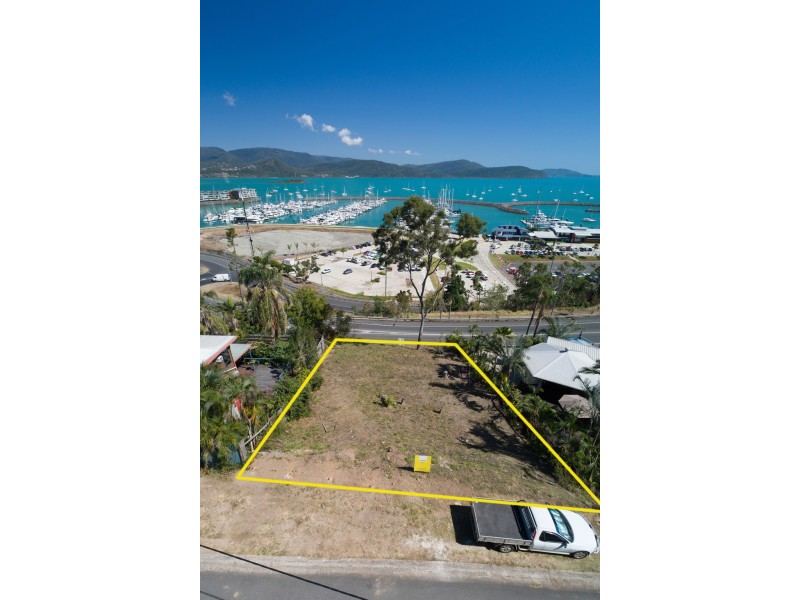 13 Airlie Crescent, Airlie Beach QLD 4802