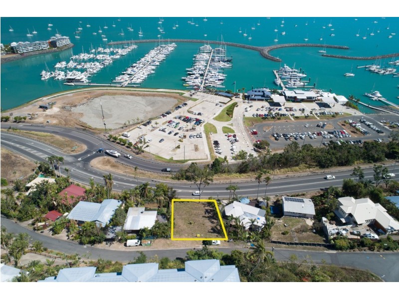 13 Airlie Crescent, Airlie Beach QLD 4802
