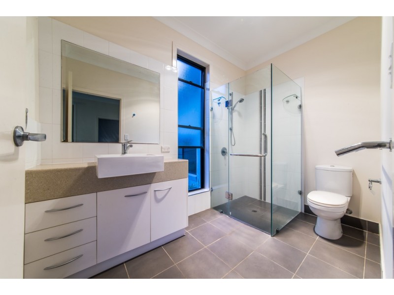 8 Armada Crescent, Jubilee Pocket QLD 4802