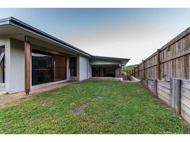 8 Armada Crescent, Jubilee Pocket QLD 4802