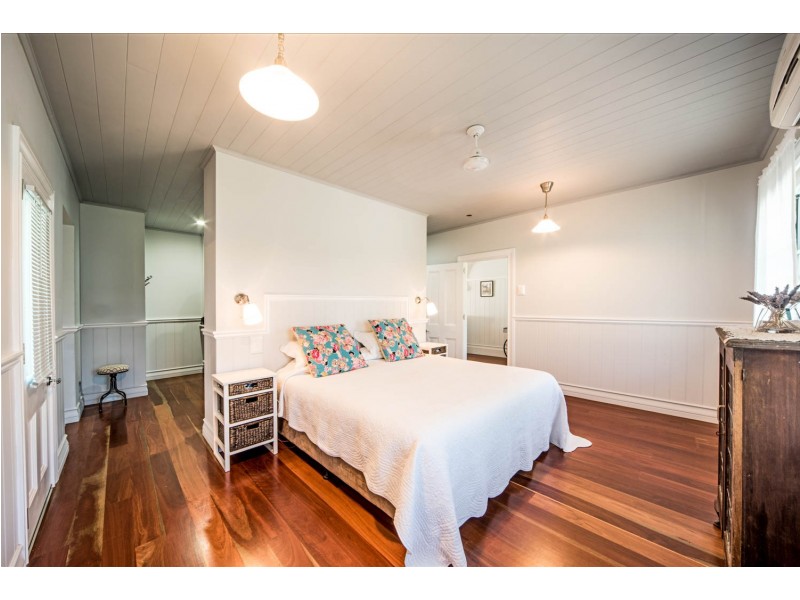 3 Hallam Street, Cannonvale QLD 4802