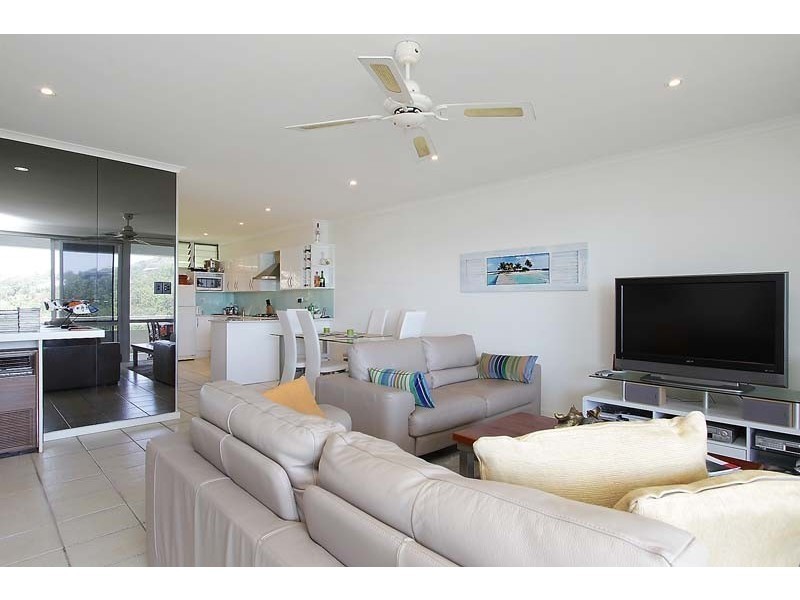 206/2 Marina Drive, Poinciana Lodge, Hamilton Island QLD 4803