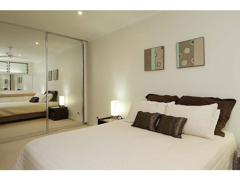 206/2 Marina Drive, Poinciana Lodge, Hamilton Island QLD 4803