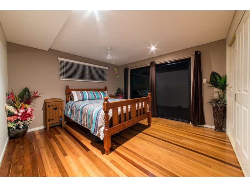 46 Harbour Avenue, Shute Harbour QLD 4802