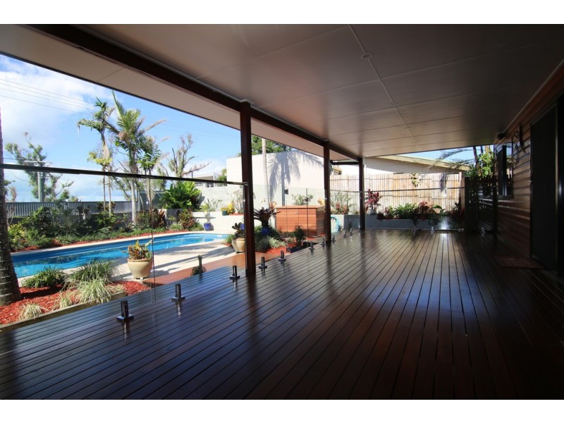 46 Harbour Avenue, Shute Harbour QLD 4802