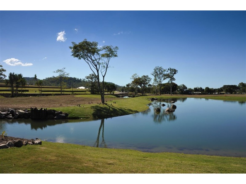 14 Masthead Road, Cannonvale QLD 4802