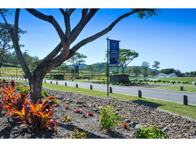 14 Masthead Road, Cannonvale QLD 4802