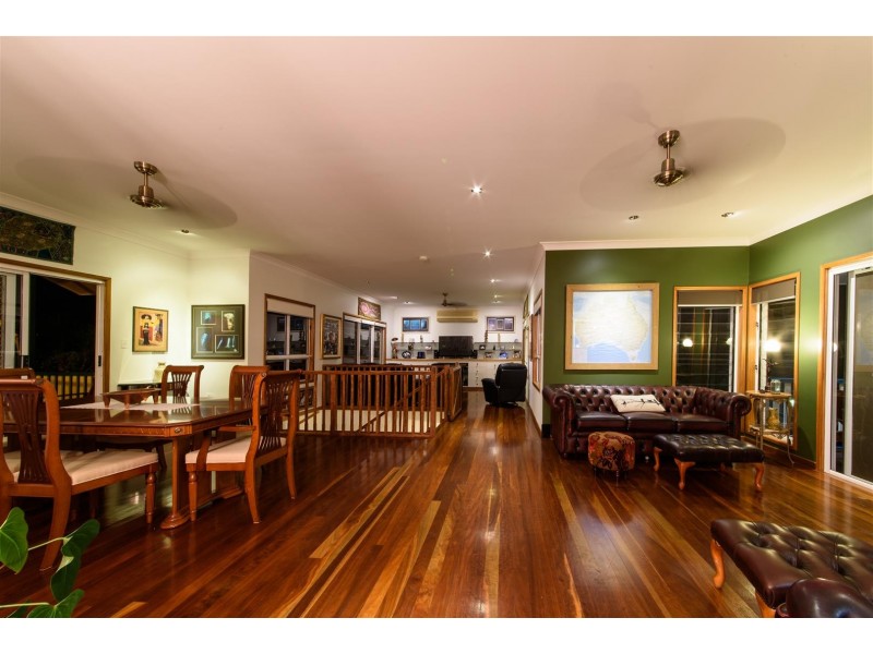 7 Gregory Court, Cannonvale QLD 4802