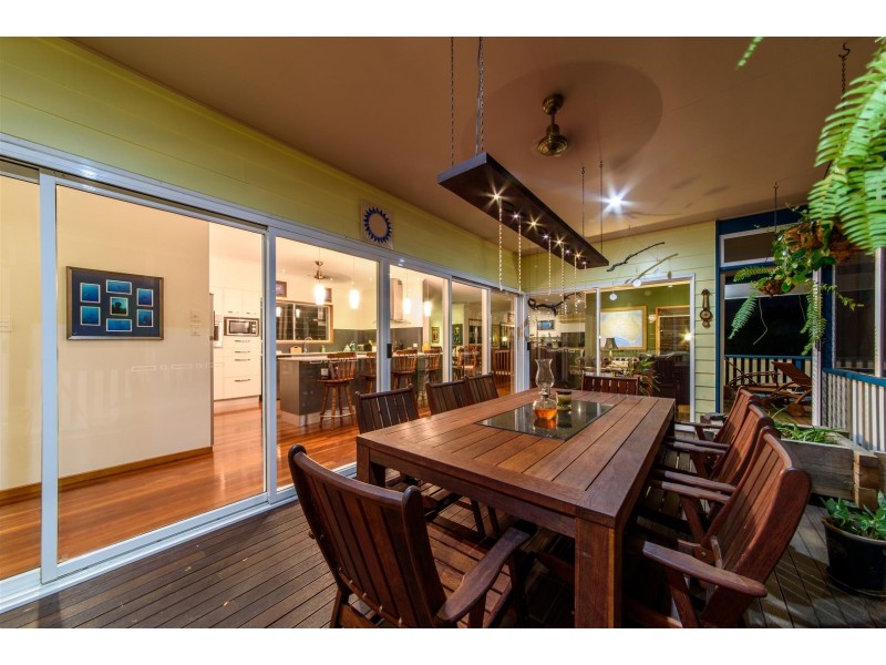 7 Gregory Court, Cannonvale QLD 4802