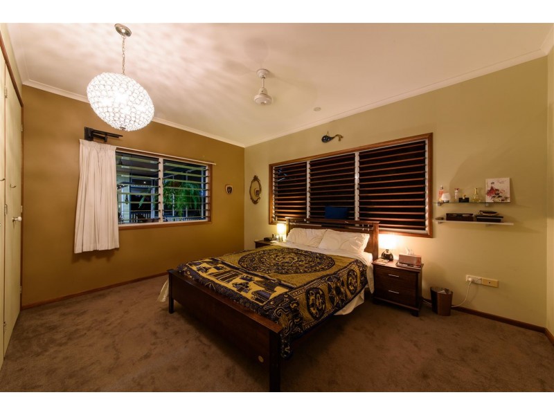 7 Gregory Court, Cannonvale QLD 4802