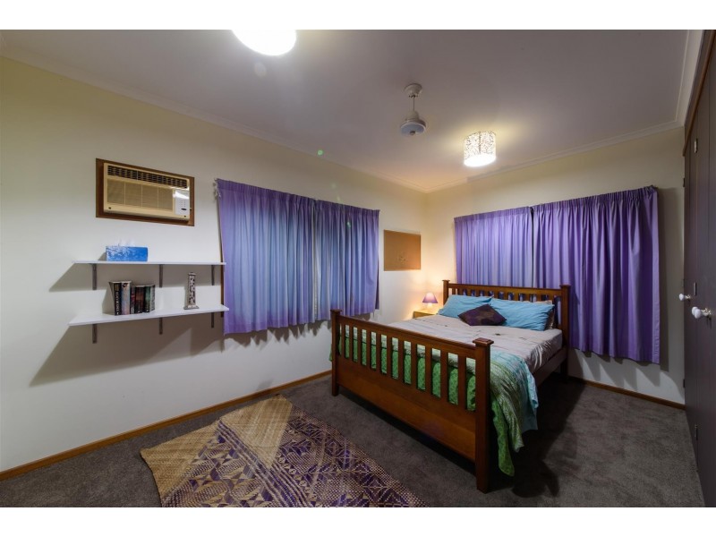 7 Gregory Court, Cannonvale QLD 4802