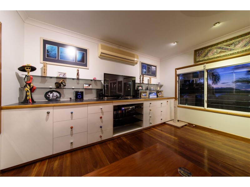 7 Gregory Court, Cannonvale QLD 4802