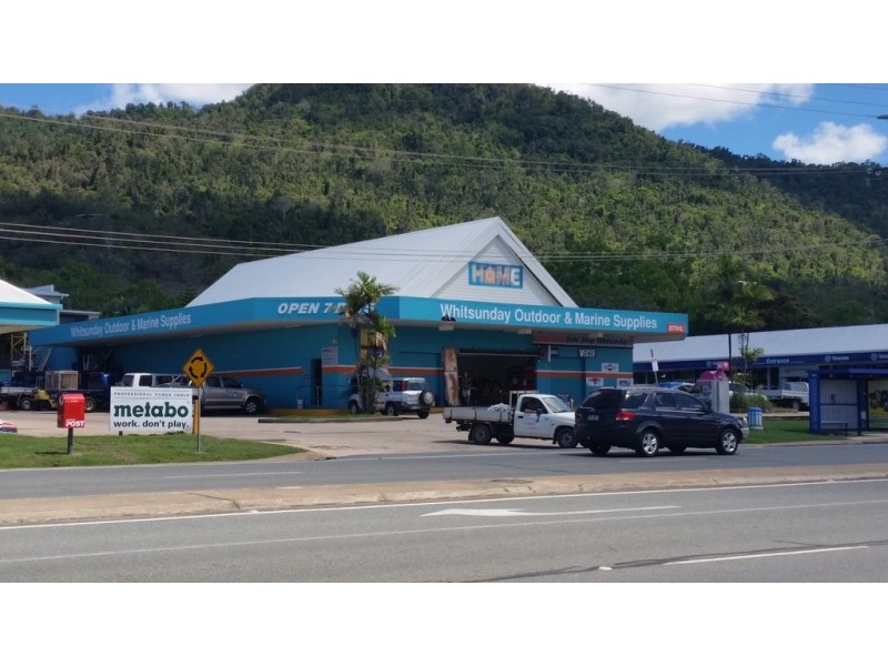 2/106 Shute Harbour Road, Cannonvale QLD 4802