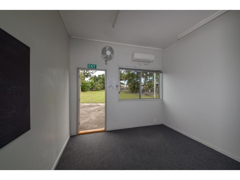 9 Chapman Street, Proserpine QLD 4800