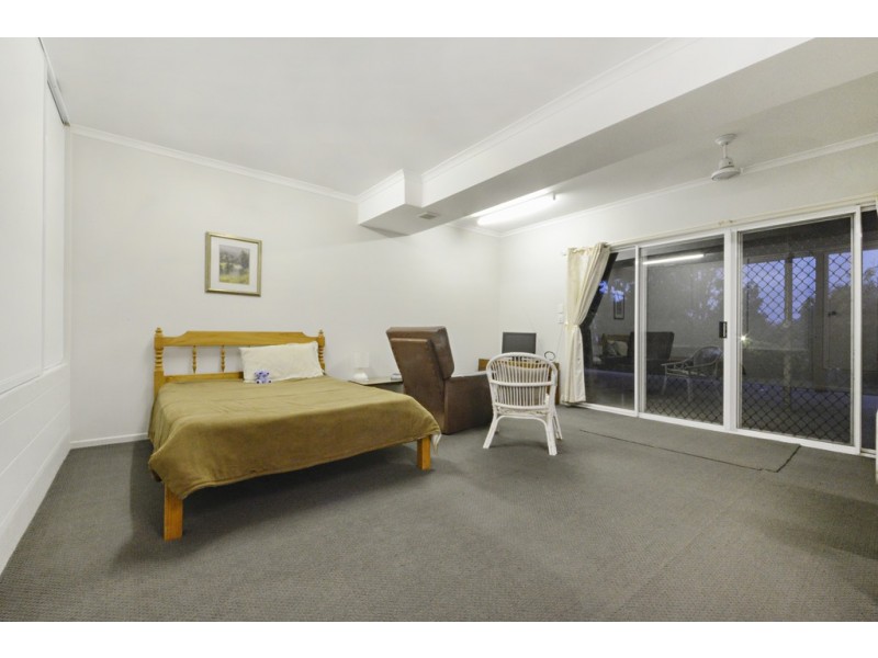 34 Grace Avenue, Cannonvale QLD 4802