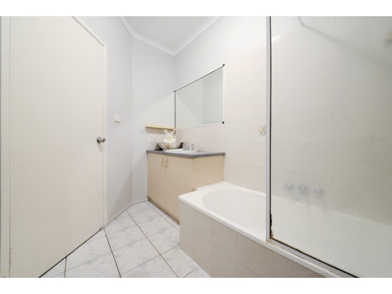 34 Grace Avenue, Cannonvale QLD 4802