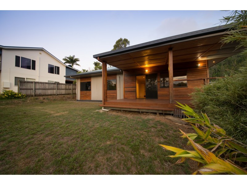 49 Jones Road, Cannonvale QLD 4802