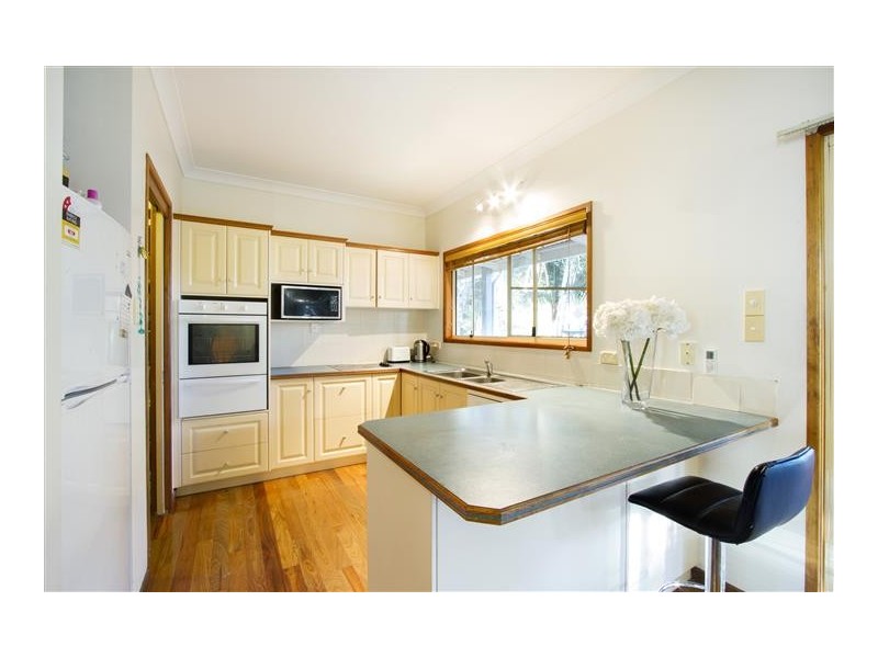 10 Panoramic Court, Cannonvale QLD 4802