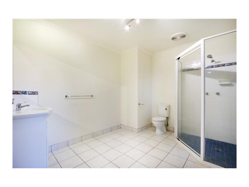 10 Panoramic Court, Cannonvale QLD 4802