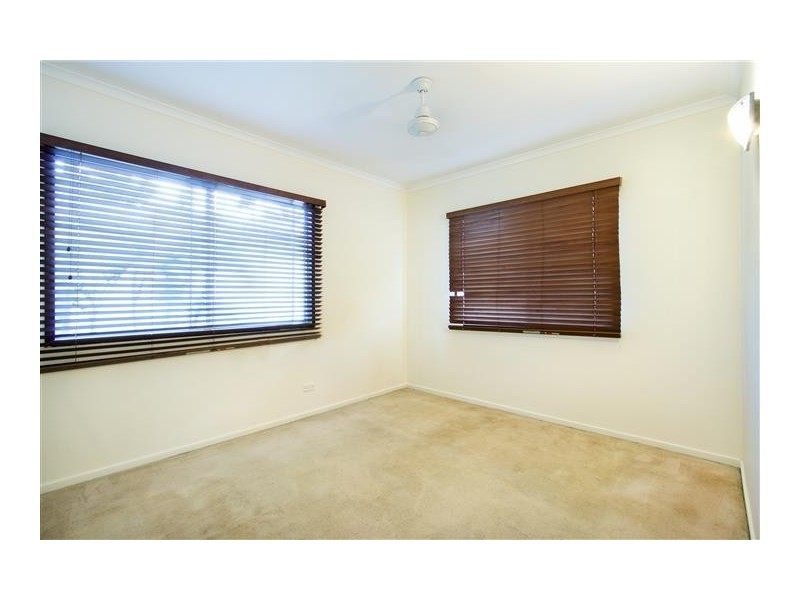 4 Wambiri Street, Cannonvale QLD 4802