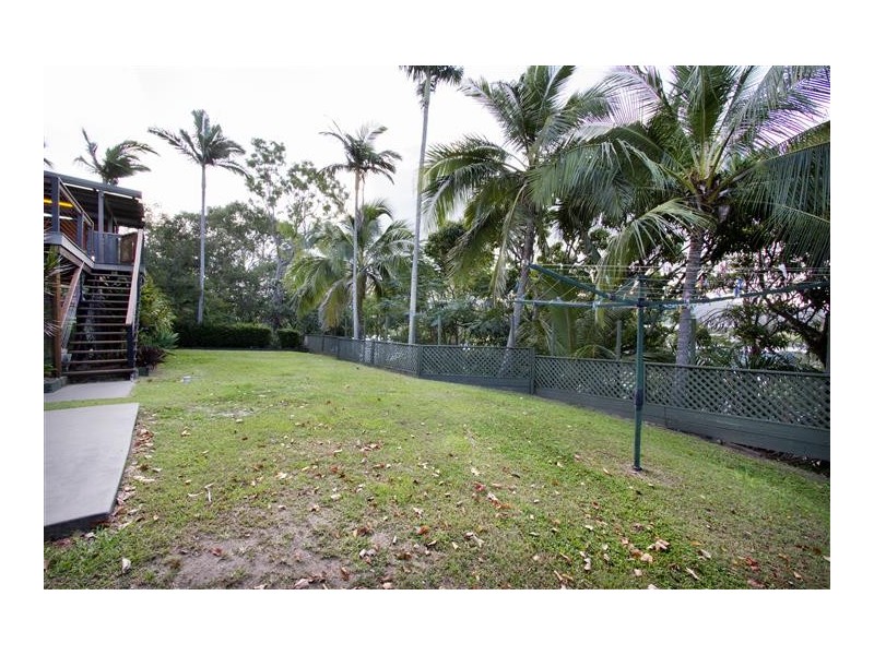 4 Wambiri Street, Cannonvale QLD 4802
