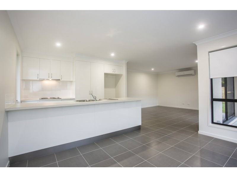 79 Macarthur Drive, Cannonvale QLD 4802