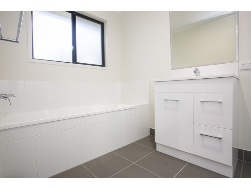 79 Macarthur Drive, Cannonvale QLD 4802