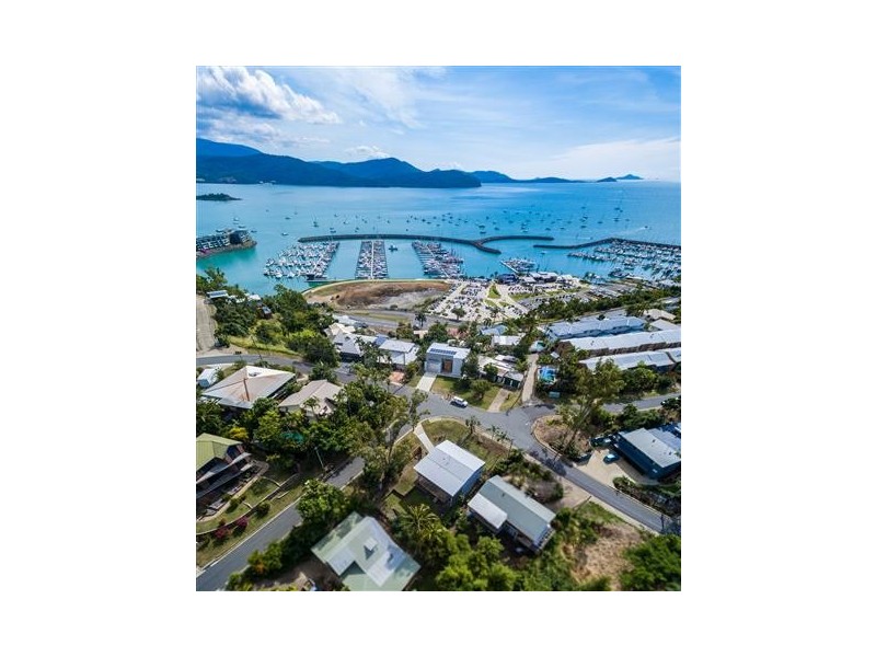 23 Lamond Street, Airlie Beach QLD 4802