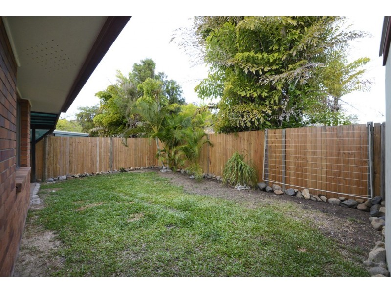 10/20 Pandanus Drive, Cannonvale QLD 4802