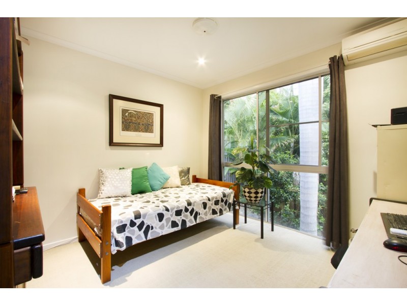 8 Adina Street, Cannonvale QLD 4802