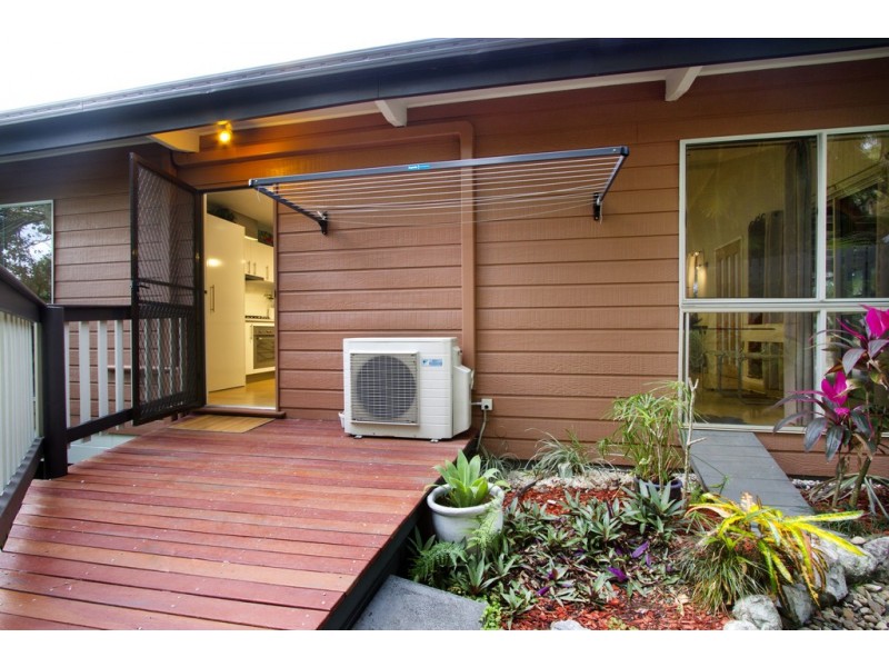 8 Adina Street, Cannonvale QLD 4802