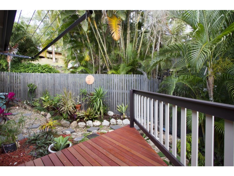 8 Adina Street, Cannonvale QLD 4802