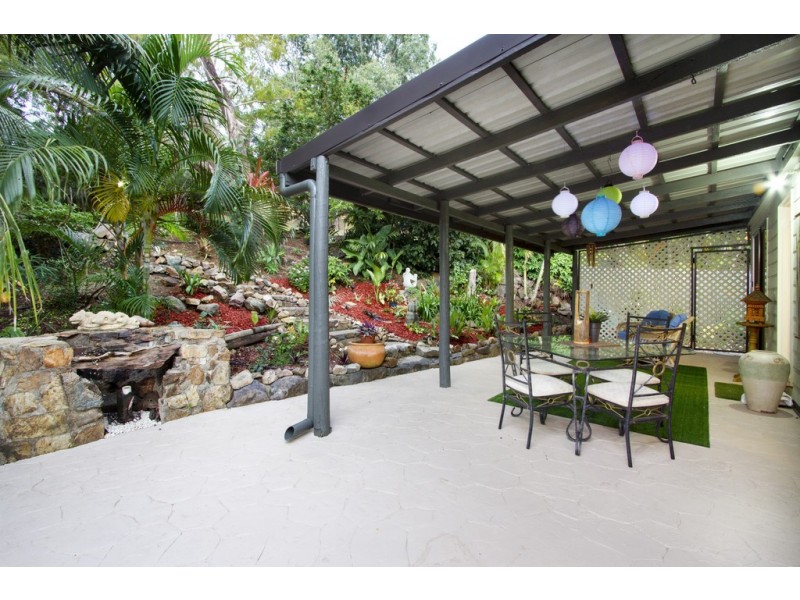 8 Adina Street, Cannonvale QLD 4802