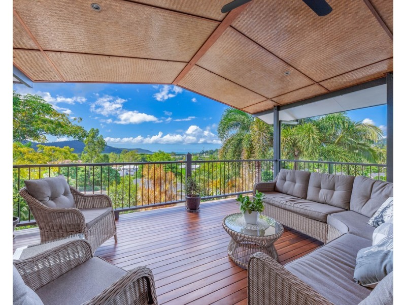 18 Abell Road, Cannonvale QLD 4802