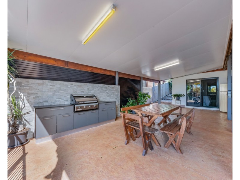 18 Abell Road, Cannonvale QLD 4802