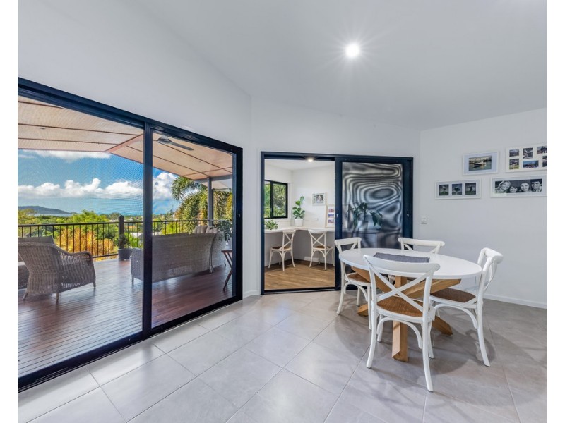 18 Abell Road, Cannonvale QLD 4802