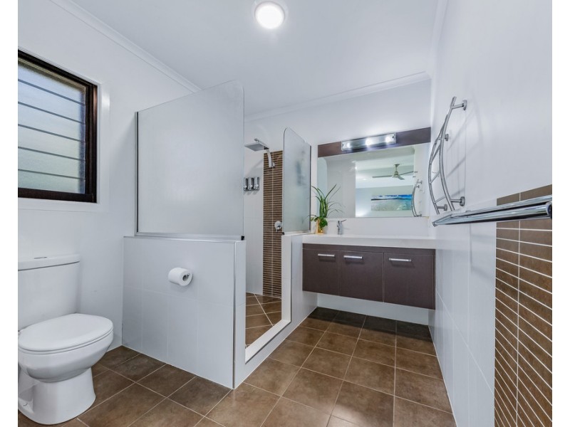 18 Abell Road, Cannonvale QLD 4802