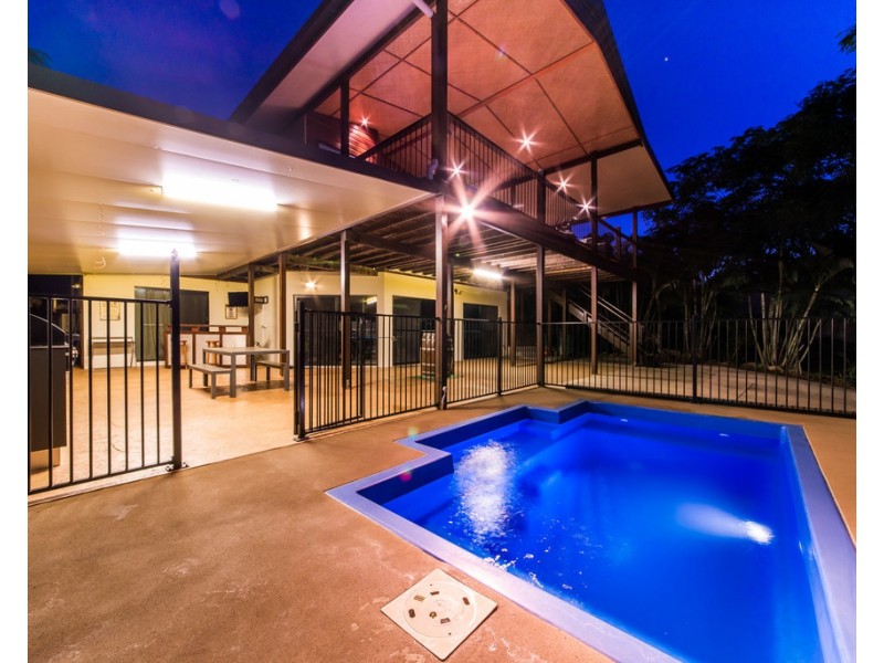18 Abell Road, Cannonvale QLD 4802