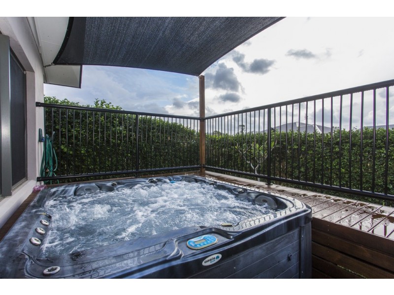 97 Fairweather Road, Cannonvale QLD 4802