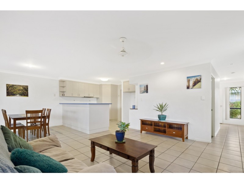 1/18 Banksia Court, Cannonvale QLD 4802