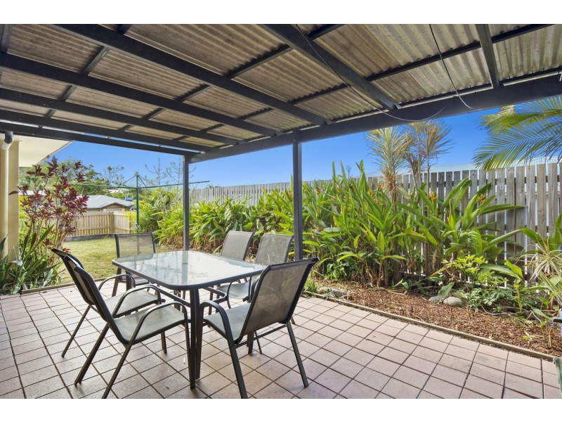 1/18 Banksia Court, Cannonvale QLD 4802