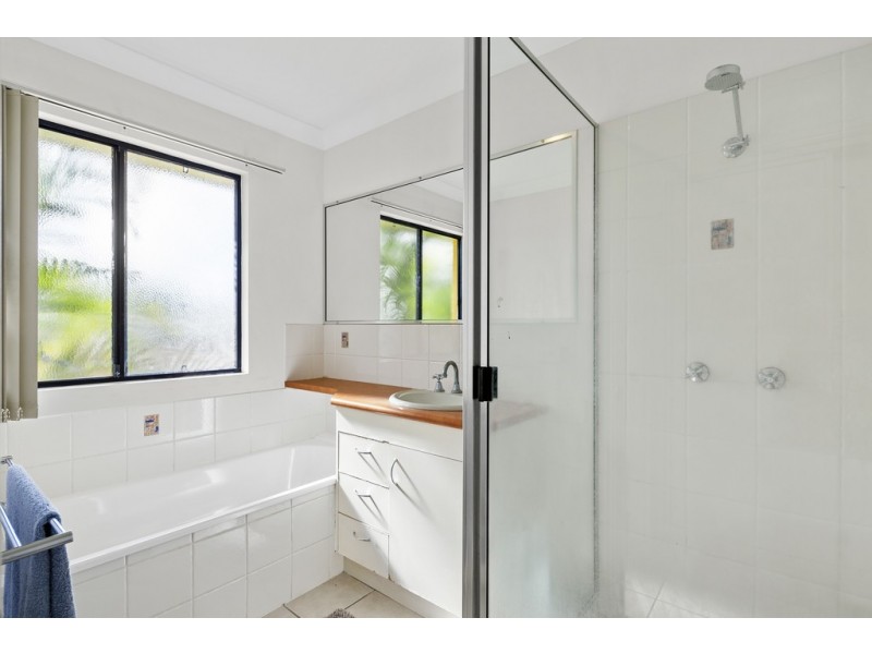1/18 Banksia Court, Cannonvale QLD 4802