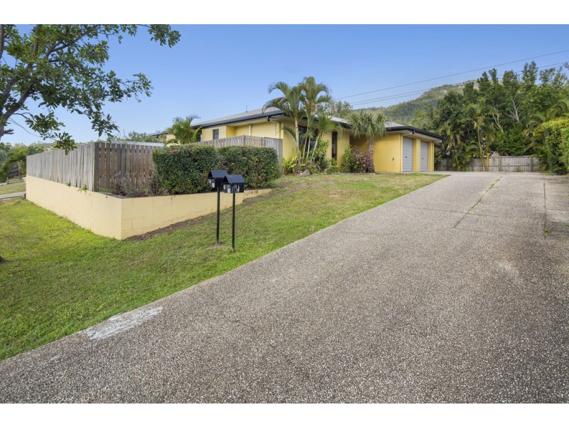 1/18 Banksia Court, Cannonvale QLD 4802
