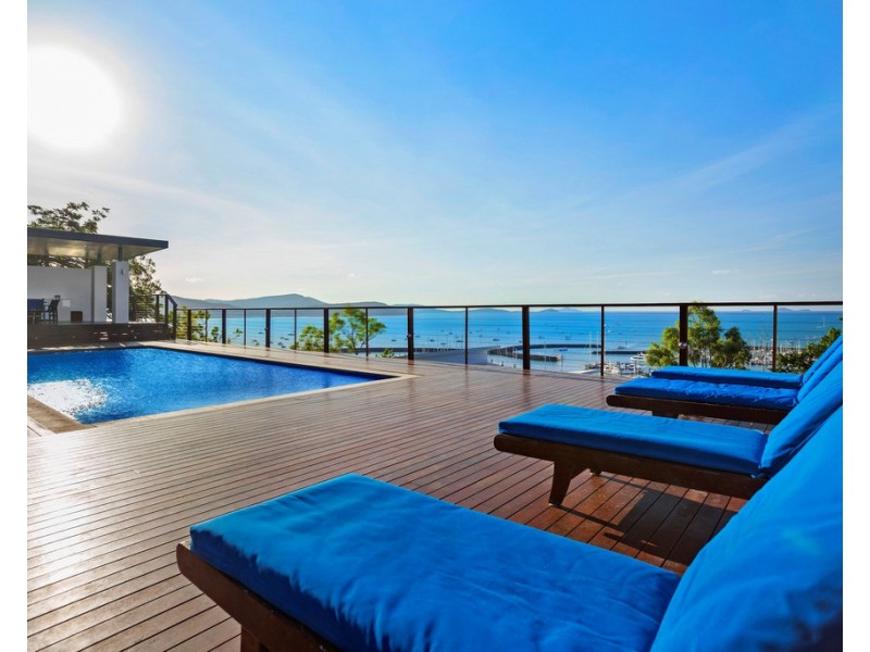 14 Kara Crescent, Airlie Beach QLD 4802