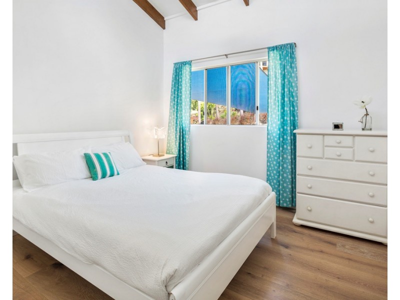 14 Kara Crescent, Airlie Beach QLD 4802