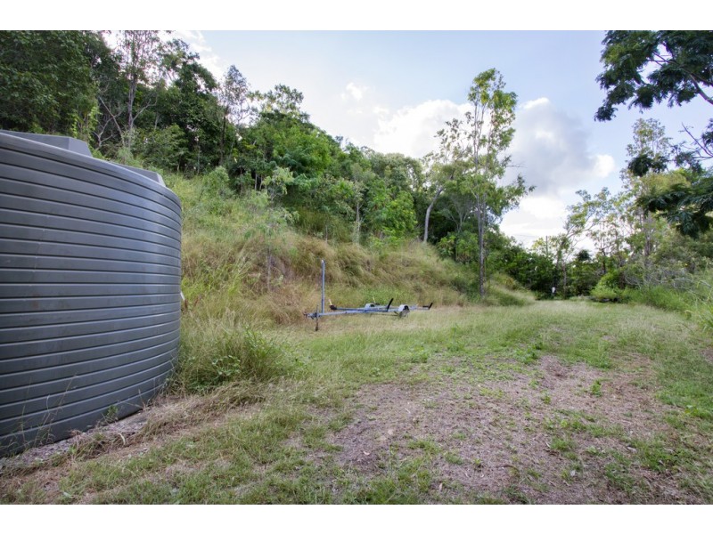 327 Paluma Road, Woodwark QLD 4802