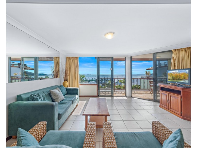 34/4 Golden Orchid Drive, Airlie Beach QLD 4802