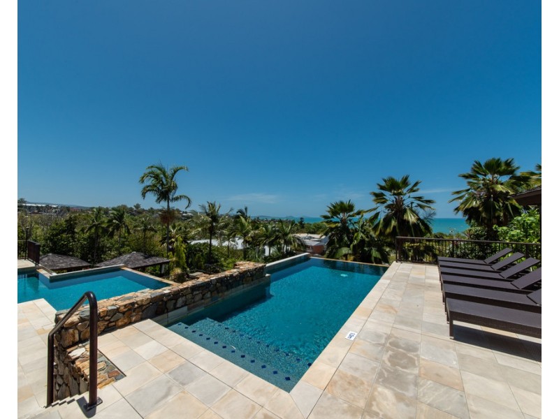 34/4 Golden Orchid Drive, Airlie Beach QLD 4802