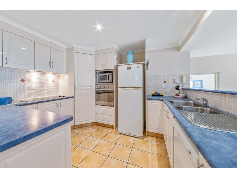 16/02 Nara Avenue, Airlie Beach QLD 4802